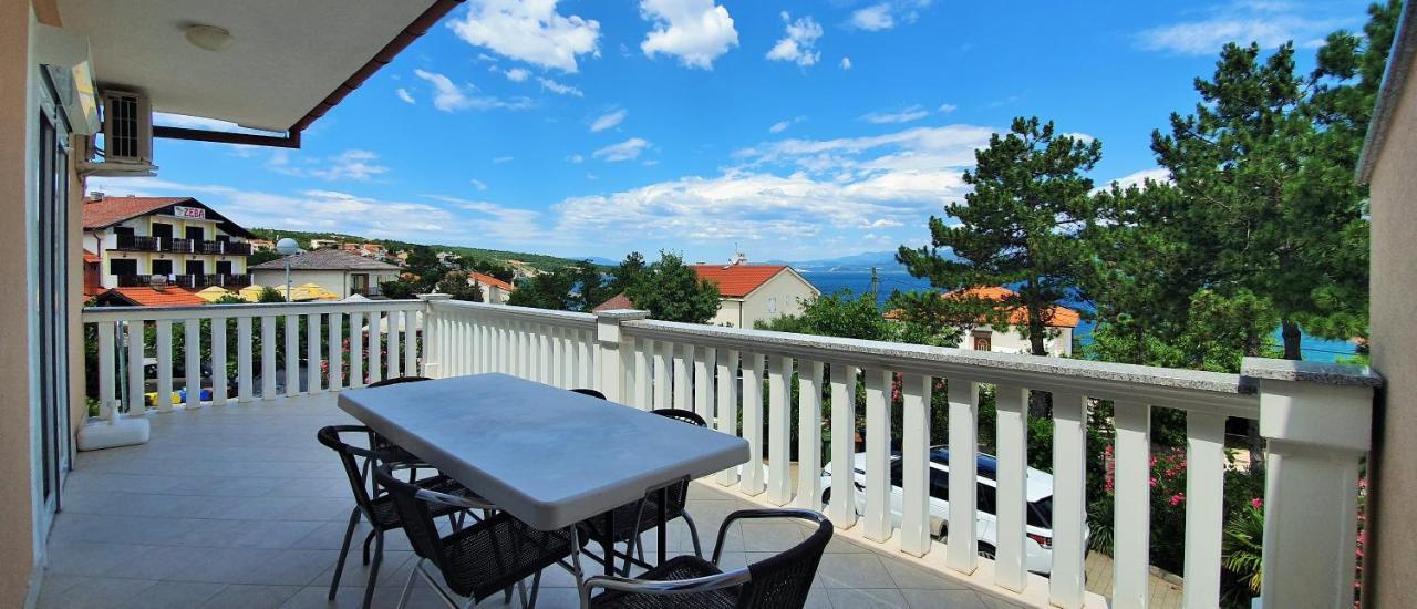 Apartments Grskovic G. Jesenovica Šilo Esterno foto